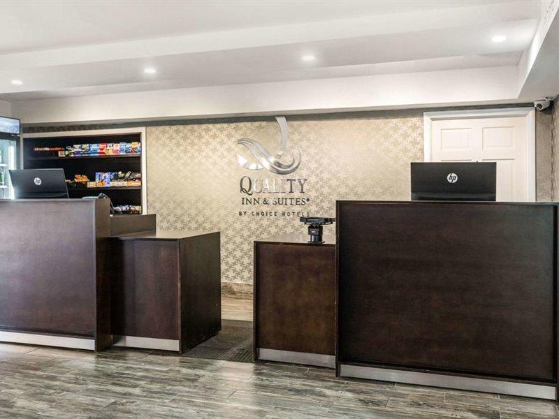 Quality Inn & Suites Airport Charlotte Eksteriør bilde