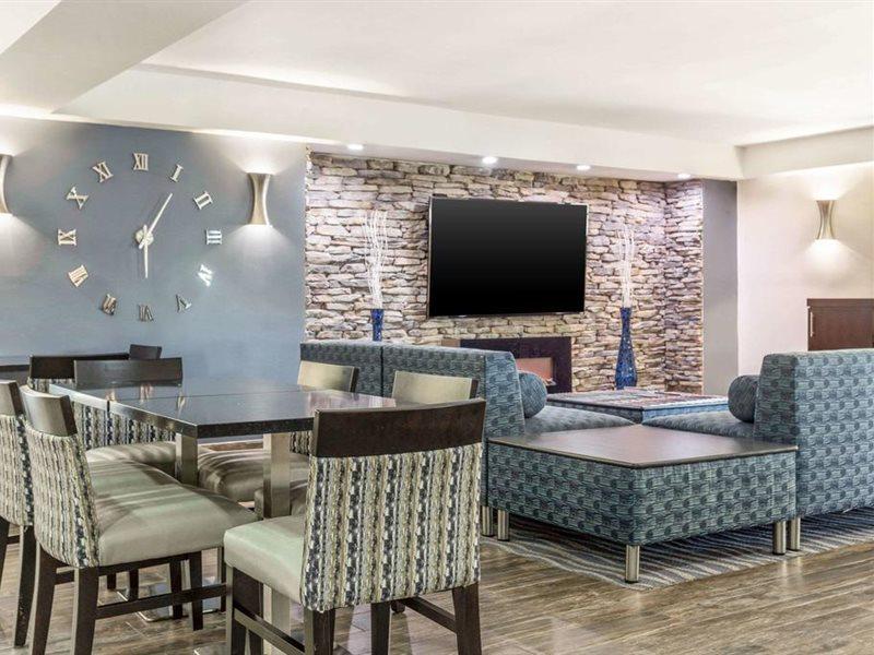 Quality Inn & Suites Airport Charlotte Eksteriør bilde
