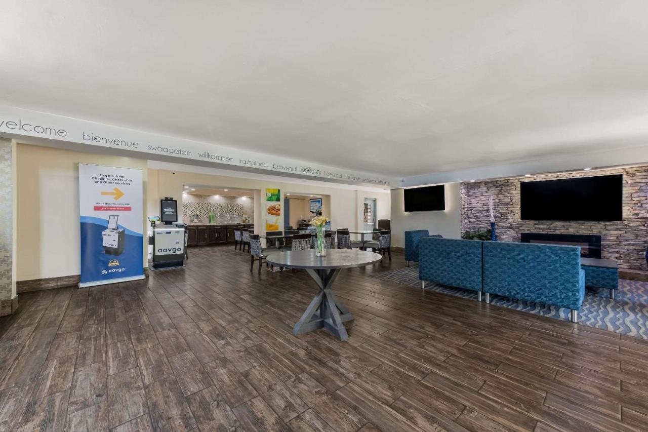 Quality Inn & Suites Airport Charlotte Eksteriør bilde