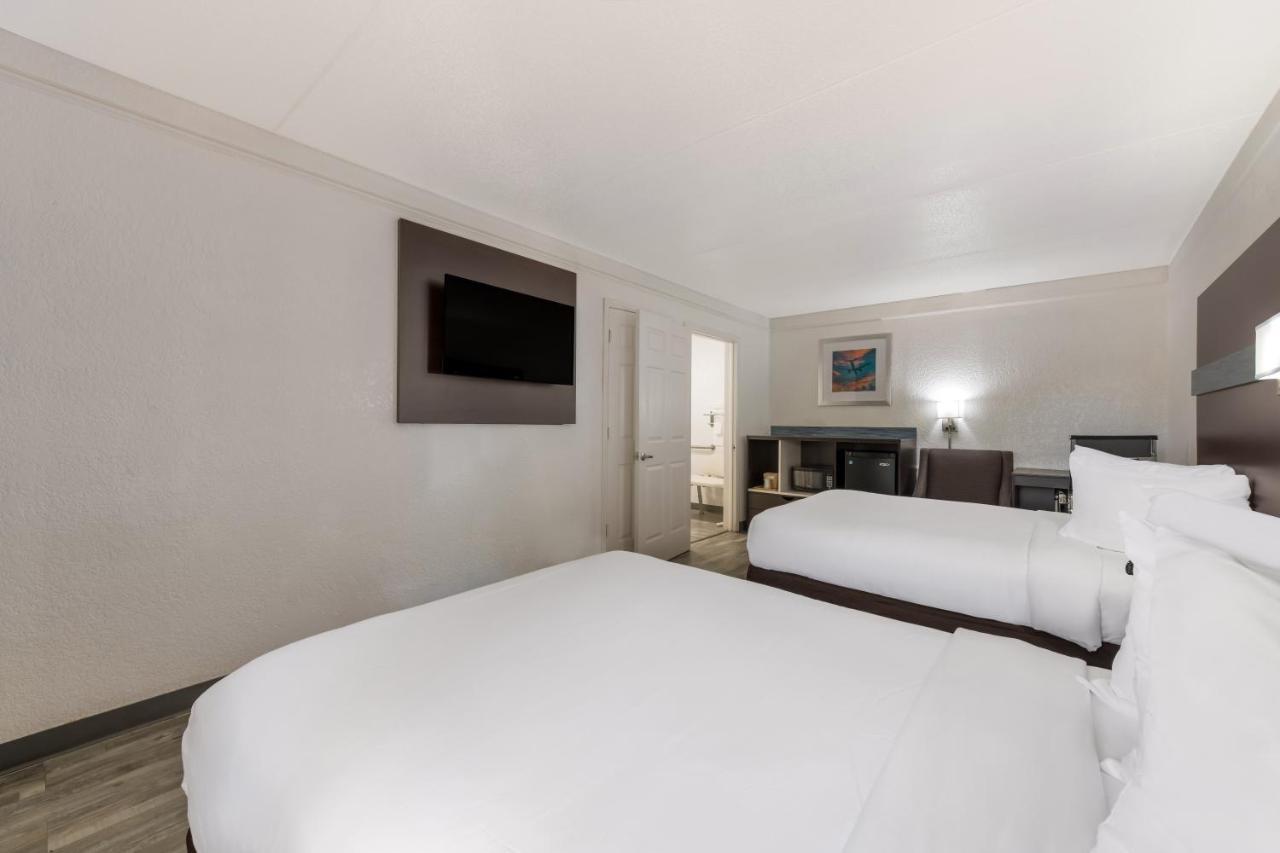Quality Inn & Suites Airport Charlotte Eksteriør bilde