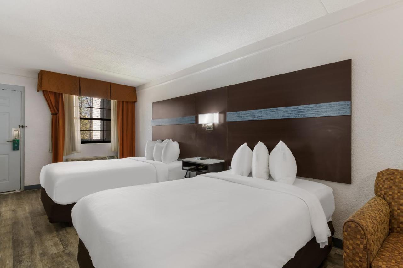 Quality Inn & Suites Airport Charlotte Eksteriør bilde