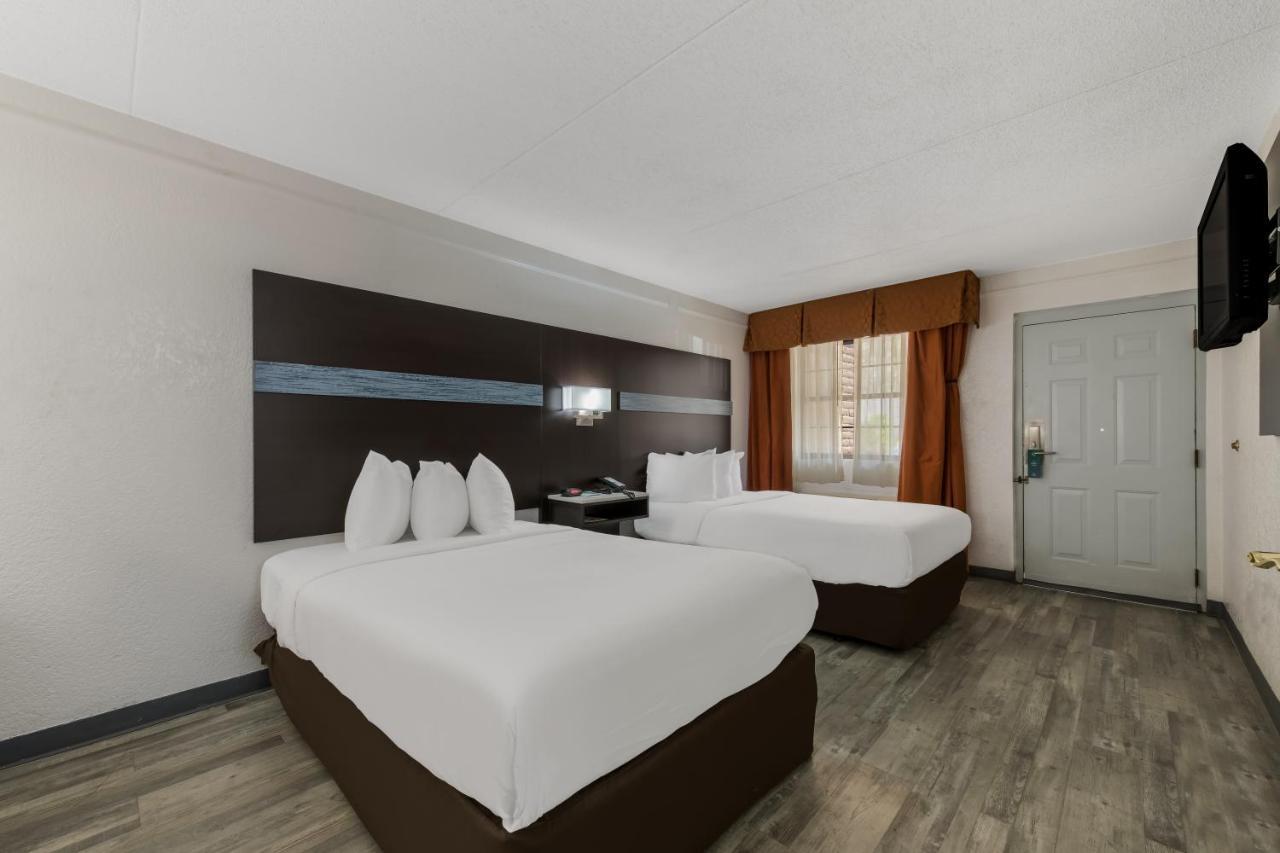Quality Inn & Suites Airport Charlotte Eksteriør bilde