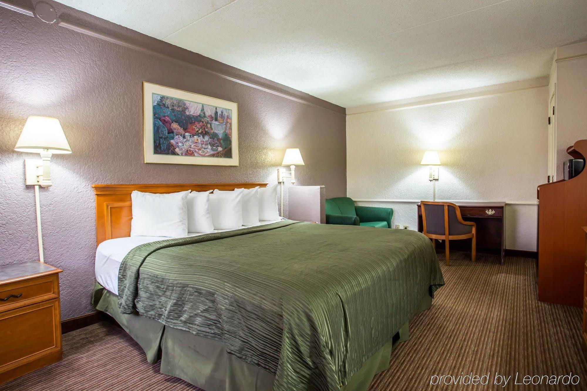 Quality Inn & Suites Airport Charlotte Eksteriør bilde