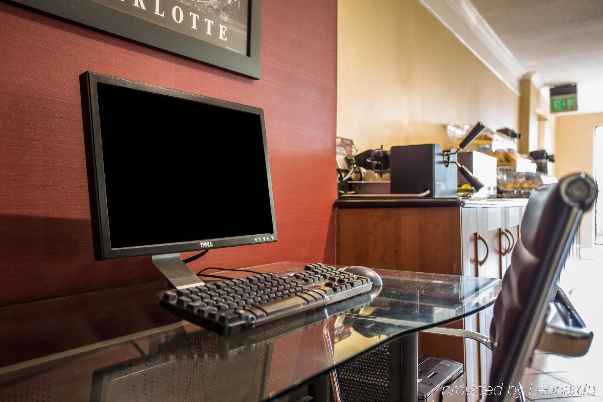 Quality Inn & Suites Airport Charlotte Eksteriør bilde