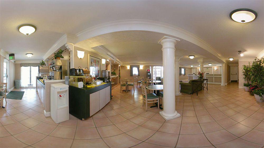 Quality Inn & Suites Airport Charlotte Eksteriør bilde